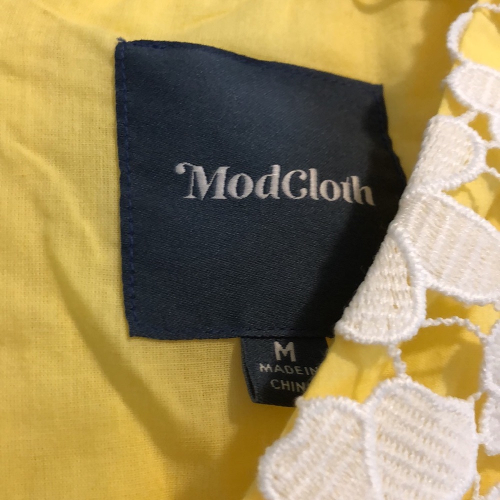 Modcloth size M - Picture 2 of 4